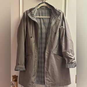 Orvis Woman’s Raincoat